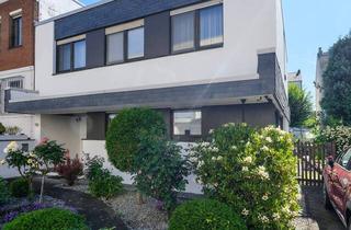 Einfamilienhaus kaufen in Dietrich-Bonhoeffer-Straße 13, 40764 Langenfeld, Langenfeld - Einfamilienhaus-Oase mitten in der Stadt