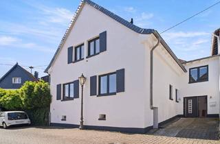 Einfamilienhaus kaufen in Kirchstr. 15, 65719 Hofheim am Taunus, Hofheim am Taunus / Lorsbach - Einziehen und wohlfühlen - stilvoll saniertes Einfamilienhaus mit Garten & Dachterrasse