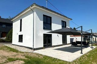 Einfamilienhaus kaufen in 66578 Schiffweiler, Schiffweiler - Freistehendes Einfamilienhaus, gehobene Ausstattung mit PV-Anlage