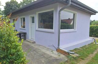 Haus kaufen in Weg, 12527 Berlin, Berlin - Ferienbungalow massiv, kernsaniert, Pachtland, Zeuthener See