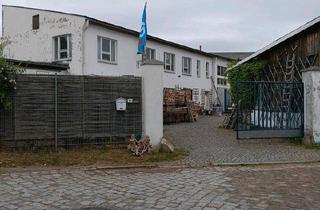 Haus kaufen in 17166 Teterow, Teterow - Großzügig wohnen