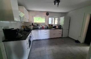 Wohnung kaufen in 57250 Netphen, Netphen - 3ZKB Eigentumswohnung mit Wintergarten und Garage