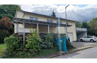 Haus kaufen in 57562 Herdorf, Herdorf - Gewerbeobjekt vielseitig nutzbar. 150 qm Wohnung + 200 qm Halle