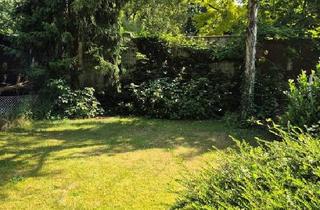 Haus kaufen in 40589 Düsseldorf, Düsseldorf - Zweizimmerwohnung mit Blick ins Grüne in der Nähe der Universität