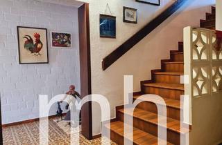 Haus kaufen in Siegstraße 30, 53757 Sankt Augustin, Sankt Augustin / Menden (Rheinland) - St. Augustin Menden: zwei Wohnhäuser mit Nebenflächen, zentral gelegen