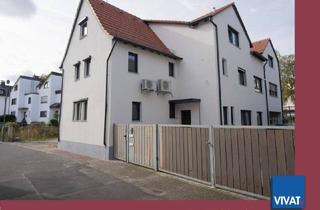 Haus kaufen in 61381 Friedrichsdorf, Friedrichsdorf - 2 Eingänge, 2 gr. Maisonetten (3 WE mögl.). Garten, Carport & Stellplätze, ruhige Lage in Seulberg.