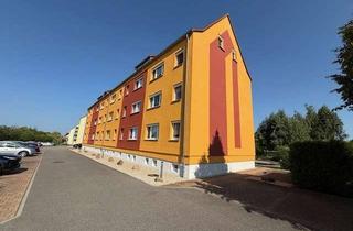 Wohnung kaufen in Landrain 19, 04643 Geithain, Eigentumswohnung mit Potenzial: Dachgeschosswohnung mit großem Balkon in Geithain
