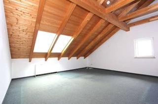 Wohnung kaufen in 82205 Gilching, Weitläufige 3,5 Zi.-DG-Wohnung in Gilching-Geisenbrunn
