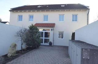 Wohnung kaufen in 85080 Gaimersheim, Schöne 2 ZKB-Whg., OG, Südbalkon, Garage/2 Stellplätze, Gaimersheim/IN-West (Bestlage), bezugsfrei