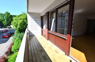 Wohnung kaufen in Promenadestraße, 86199 Göggingen, Gepflegte 2 ZKB mit 2 x Balkon, Parkett, Zentralheiz., zzgl. Garage, gefragte Lage, A-Göggingen