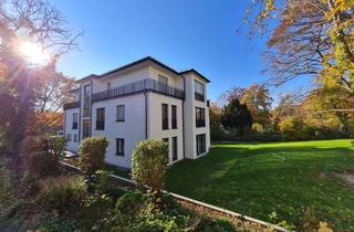 Wohnung kaufen in 12203 Lichterfelde, Luxus Wohnung in der Villa Augusta in Lichterfelde West*Süd-Terrasse und Garten