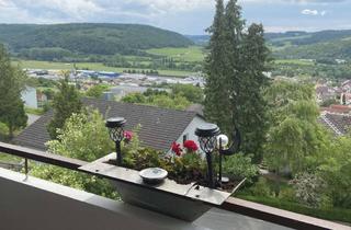 Wohnung kaufen in 97922 Lauda-Königshofen, Vier - Zimmerwohnung mit herrlichen Ausblick in die Natur!