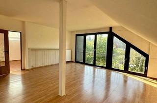 Wohnung mieten in 33609 Baumheide, Attraktive 3-Zimmer-Mietwohnung mit Dachloggia im 1. OG eines gepflegten Zweifamilienhauses