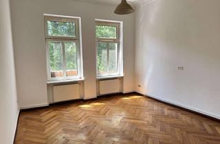 Wohnung mieten in Berggartenstraße 24, 04155 Gohlis-Süd, Frisch sanierte 2-Zimmer-Altbauwohnung in GOHLIS-SÜD mit Einbauküche und Kamin