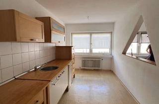 Wohnung mieten in Bahnhofstraße 21, 57072 Siegen, Gemütliche 2 ZKB-Wohnung im Zentrum von Siegen, Bahnhofstraße 21, 57072 Siegen