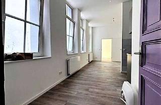 Wohnung mieten in Dreikönigenstraße 159, 47798 Stadtmitte, Top sanierte 2 Raum Whg. mit EBK Job und Schufa erwünscht, max. 1 Pers.