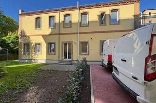 Wohnung mieten in Hainsberger Str., 01159 Löbtau-Süd, Moderne 2 Raumwohnung im Hinterhaus - frisch saniert - mit Dachterrasse und Einbauküche