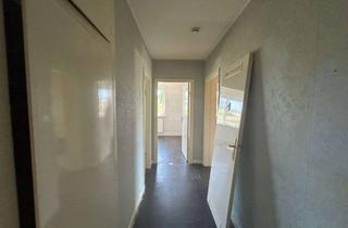 Wohnung mieten in Pellwormstr., 23558 St. Lorenz Nord, AN SELBSTRENOVIERER, 2 Zi.- EG-Whg. ca. 56qm, SOFORT FREI