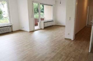 Wohnung mieten in Kaupenstr., 45128 Südviertel, Modernisierte 3-Zi.-Whg. mit Balkon in fußläufiger Nähe zur RÜ!