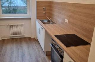 Wohnung mieten in Osterallee 51, 24944 Mürwik, Nachmieter gesucht für eine moderne 4-Zimmer-Wohnung mit Balkon und stilvoller Ausstattung zum 01.07