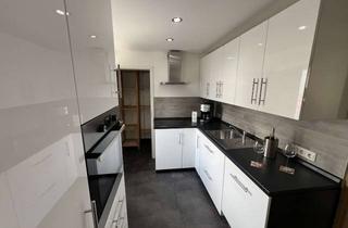 Wohnung mieten in 63303 Dreieich, Hell, teils möbliert und großzügig geschnittene 2-Zimmerwohnung zu vermieten
