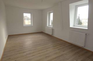 Wohnung mieten in Dresdener Str. 10, 01809 Heidenau, Attraktive 3 Zimmer Wohnung in Heidenau zu vermieten