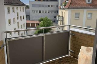 Wohnung mieten in Karl-Marx-Str. 6a, 95444 Gartenstadt, 01.08. frei: 2-Zi.Whg., mit Balkon, im Zentrum, nähe Bahnhof, neuer Laminat