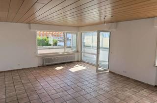 Wohnung mieten in 71334 Waiblingen, Sanierte Wohnung mit drei Zimmern sowie Balkon, Wintergarten und Einbauküche in Waiblingen