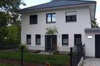 Villa kaufen in 14109 Wannsee, Atraktive Stadtvilla auf 600 m² Grundstück in Wannsee