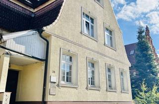 Mehrfamilienhaus kaufen in 19230 Hagenow, Villenartiges Mehrfamilienhaus mit drei Wohneinheiten in begehrter Lage von Hagenow