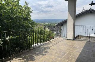 Einfamilienhaus kaufen in 53545 Linz, Bezugsfrei !!Familienfreundliches, freistehendes Einfamilienhaus mit tollem Fernblick ins Rheintal