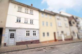 Haus kaufen in 37269 Eschwege, Komplettsanierung: Fachwerkhaus zum Fertigstellen in zentraler Wohnlage von Eschwege