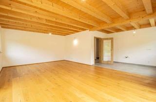 Haus kaufen in 84555 Jettenbach, Zuhause ankommen – Modern, ruhig, energieautark