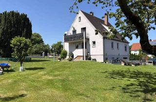 Einfamilienhaus kaufen in 86732 Oettingen, Einfamilienhaus mit großem Gartengrundstück in ruhiger Lage