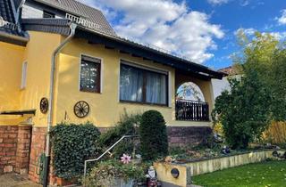 Mehrfamilienhaus kaufen in 60388 Bergen-Enkheim, Großzügiges Mehrfamilienhaus mit zwei Gebäuden in Bergen-Enkheim