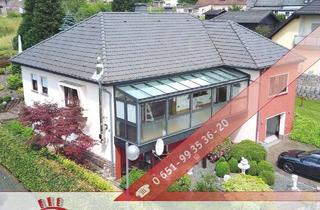 Haus kaufen in 54597 Burbach, Neustraßburg: Exklusives EFH mit ELW, hervorragender Energiebilanz und tollem Garten, 188 m² Wohnflä