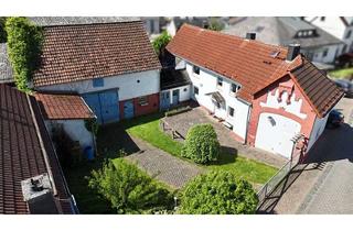 Einfamilienhaus kaufen in 35794 Mengerskirchen, Freistehendes Einfamilienhaus mit Scheune, Doppelgarage und großem Garten