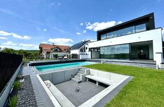 Villa kaufen in 64668 Rimbach, +++ Architektenvilla mit Pool, Wellnessbereich + Einliegerwohnung +++
