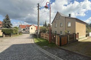 Bauernhaus kaufen in Theodor Sältze Strasse 26, 04575 Neukieritzsch, Älteres Bauernhaus mit großem Grundstück am Hainer See zu verkaufen.