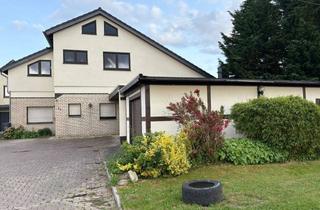 Haus kaufen in 32107 Bad Salzuflen, Ansprechendes Zweifamilienhaus in Lockhausen – ruhig, modernisiert und sofort bezugsfertig!
