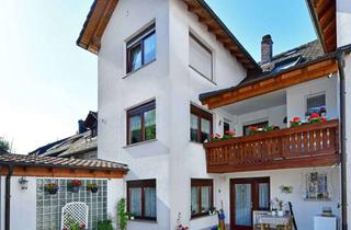 Haus kaufen in 79713 Bad Säckingen, Zweifamilien-Reihenmittelhaus mit Charme, Platz und Rückzugsidylle