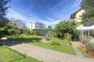 Haus kaufen in 70825 Korntal-Münchingen, Rohdiamant: Zwei- bis Dreifamilienhaus in Kallenberg
