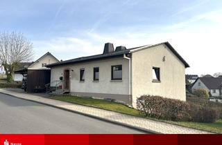 Einfamilienhaus kaufen in 56379 Singhofen, Singhofen: Einfamilienhaus mit Einliegerwohnung!