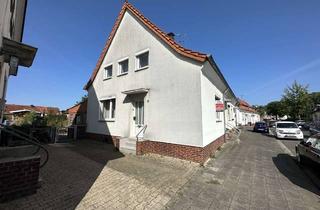 Haus kaufen in 41836 Hückelhoven, Gemütliches Reihenendhaus mit Garten in ruhiger Lage von Hückelhoven-Ratheim