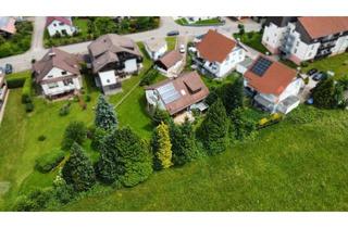 Haus kaufen in 75335 Dobel, Viel Platz: Haus mit großem Garten und Doppelgarage