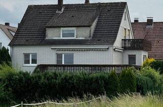 Einfamilienhaus kaufen in 34613 Schwalmstadt, !PROVISIONSFREI! Einfamilienhaus in Schwalmstadt-Niedergrenzebach: 7 Zimmer/164 m², Balkone, Garten, Keller, Garage, Stellplatz ++ gepflegt, gemütlich, Feldrandlage ++ mögliche Monatsrate 776,51 €