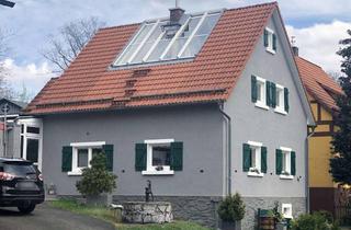 Haus kaufen in 95355 Presseck, Extravagantes Haus mit Blick bis zu den Sternen!