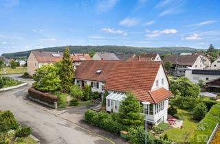 Einfamilienhaus kaufen in 78256 Steißlingen, Eine Heimat für die ganze Familie - Einfamilienhaus mit angebauter Doppelhaushälfte und ELW