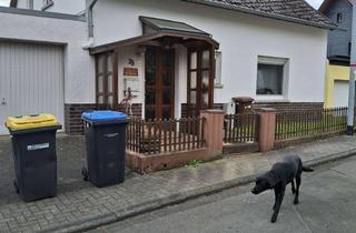 Haus kaufen in Weinbergstr 25, 35745 Herborn, Familienfreundliches 6-Zimmer-Haus in Herborn