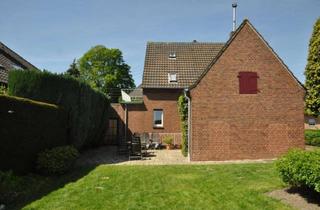 Haus kaufen in 46562 Voerde, Gepflegtes Backsteinhaus mit großem Garten in Voerde- Spellen (Niederrhein)